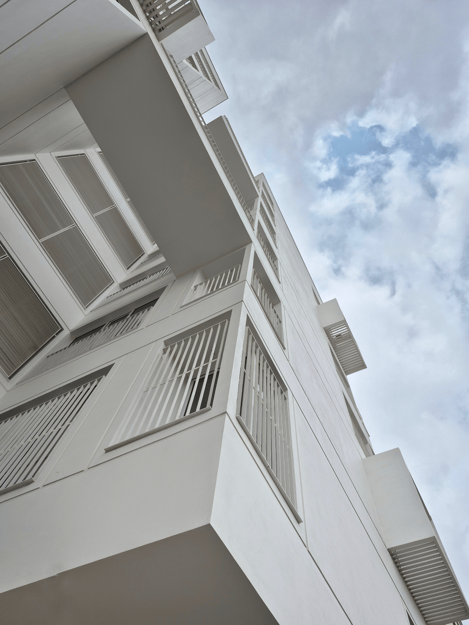 Exterior View 4